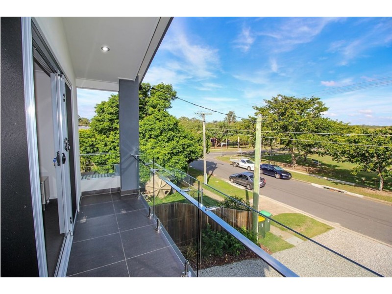 49 Richard St, Lota QLD 4179
