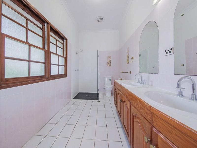 380 Grassdale Road, Gumdale QLD 4154