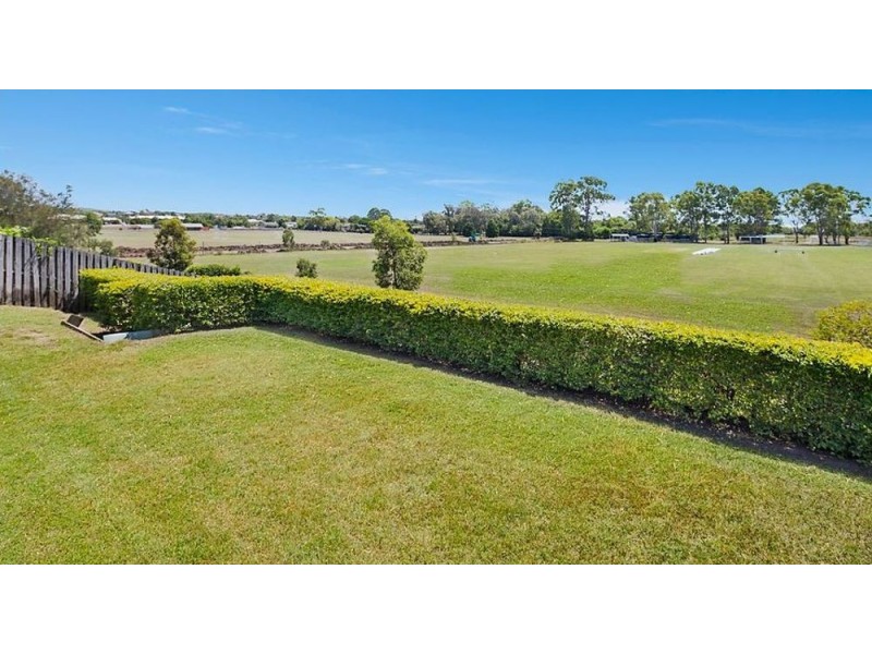 17 Cloverbrook Pl, Carina QLD 4152