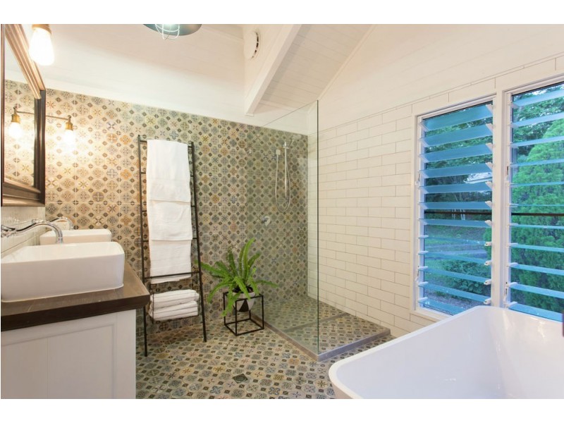 57 Swensons Road, Mount Crosby QLD 4306