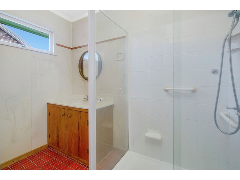 17 Attey St, Manly West QLD 4179
