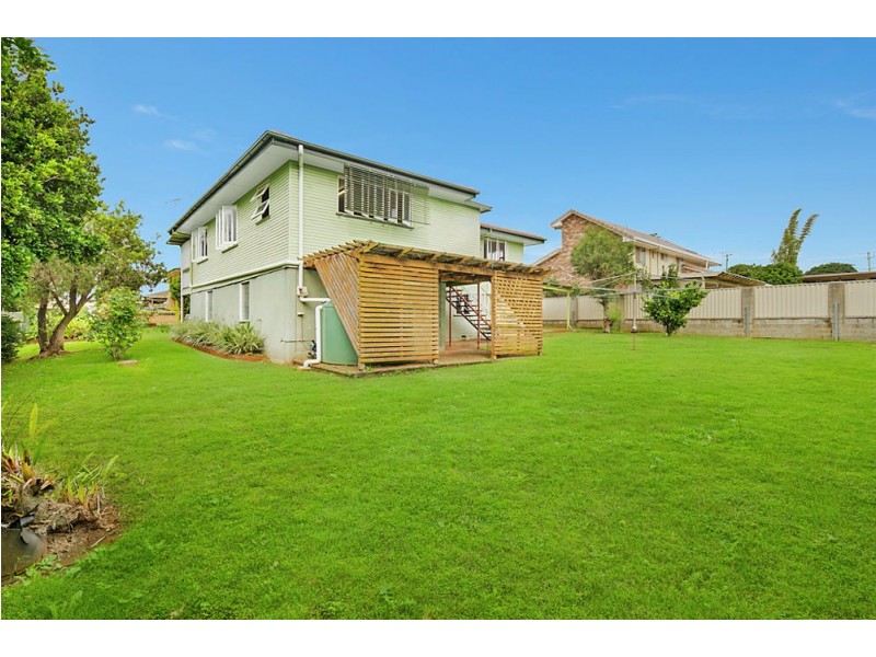 17 Attey St, Manly West QLD 4179
