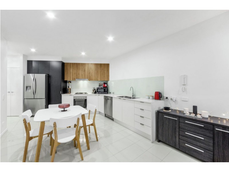 13/22 Bay Terrace, Wynnum QLD 4178