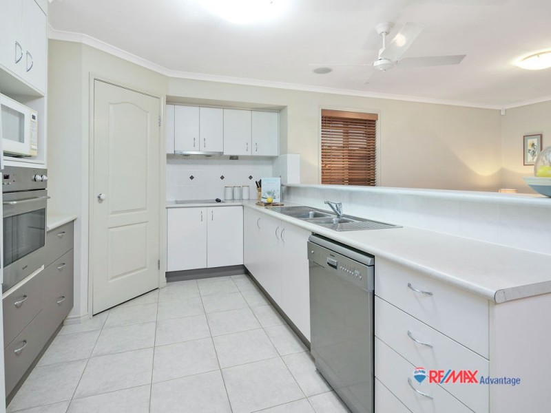 6 Gabrielle Place, Manly West QLD 4179