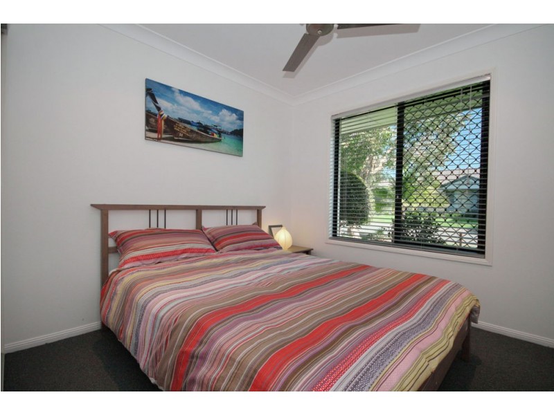 8 Wirra Cct, Wynnum West QLD 4178