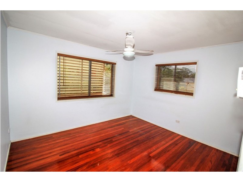 11 Wilfred St, Lota QLD 4179