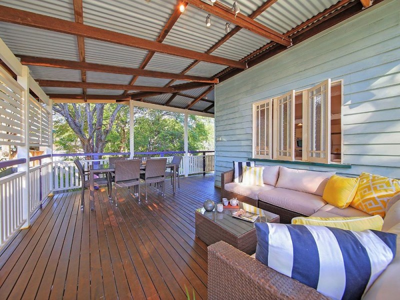 45 Tranters Avenue, Camp Hill QLD 4152