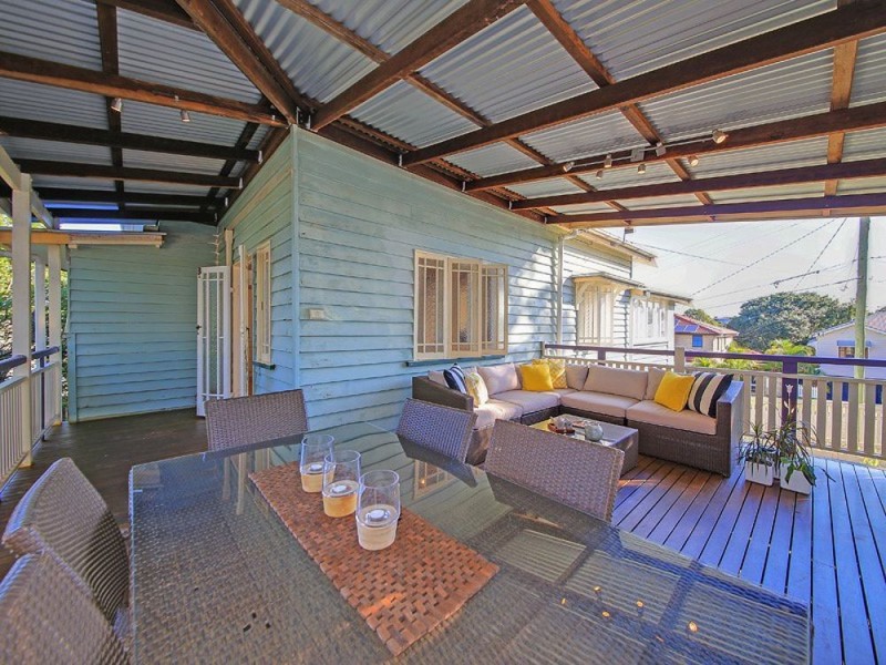 45 Tranters Avenue, Camp Hill QLD 4152