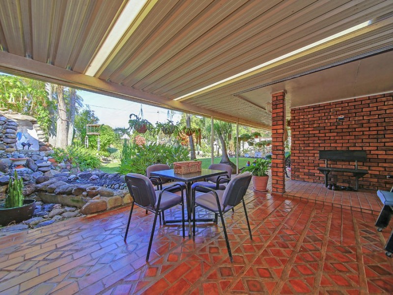 24 Morden Street, Birkdale QLD 4159