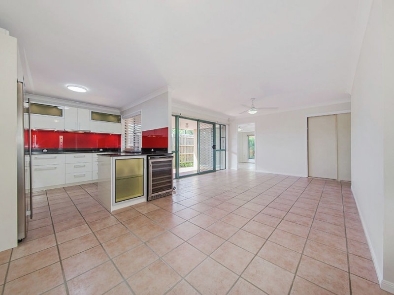 6/12 Angel Street, Eight Mile Plains QLD 4113