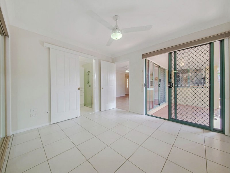 6/12 Angel Street, Eight Mile Plains QLD 4113