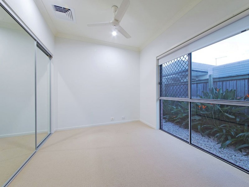 72 Moss Road, Wakerley QLD 4154