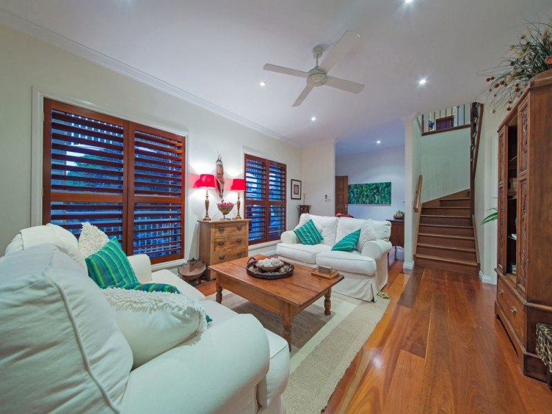 156 Gordon Parade, Manly QLD 4179