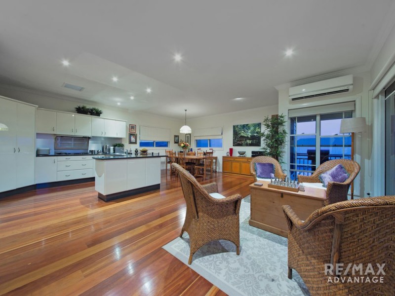 156 Gordon Parade, Manly QLD 4179