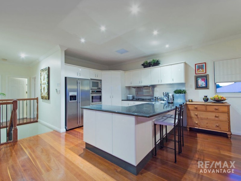 156 Gordon Parade, Manly QLD 4179