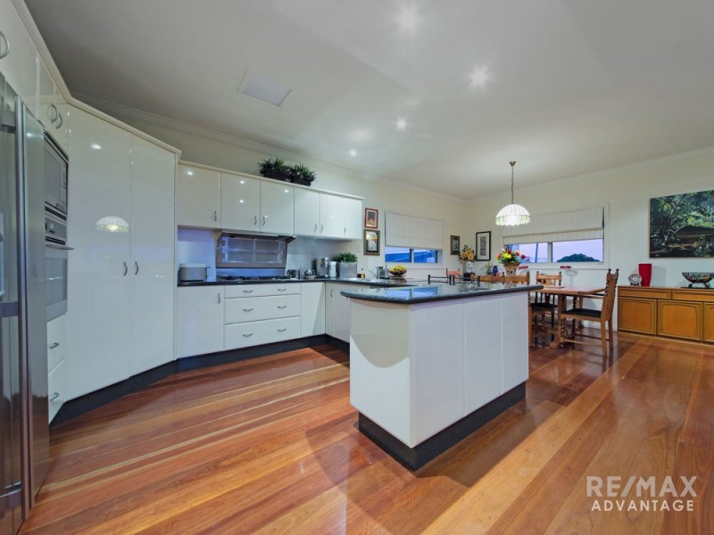 156 Gordon Parade, Manly QLD 4179