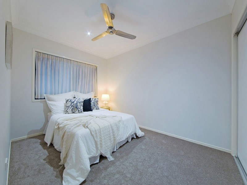 13 Tallis Street, Wakerley QLD 4154