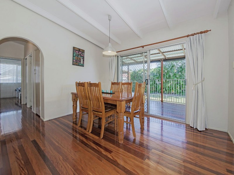 9 Meadowview Street, Tingalpa QLD 4173