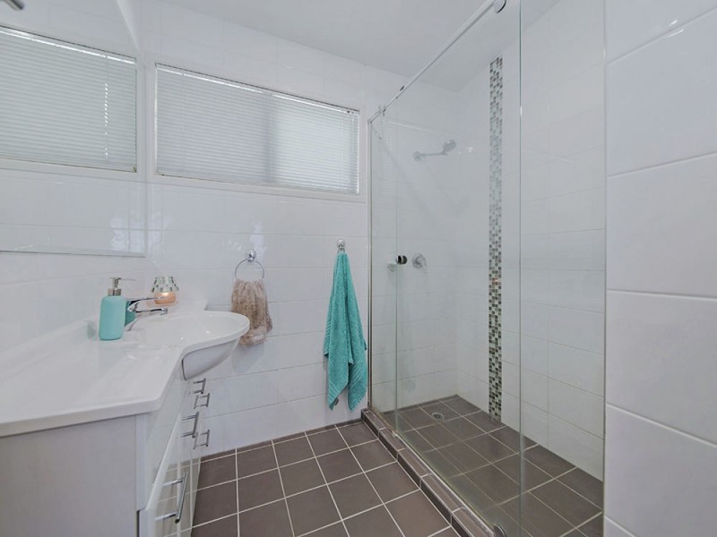 9 Meadowview Street, Tingalpa QLD 4173