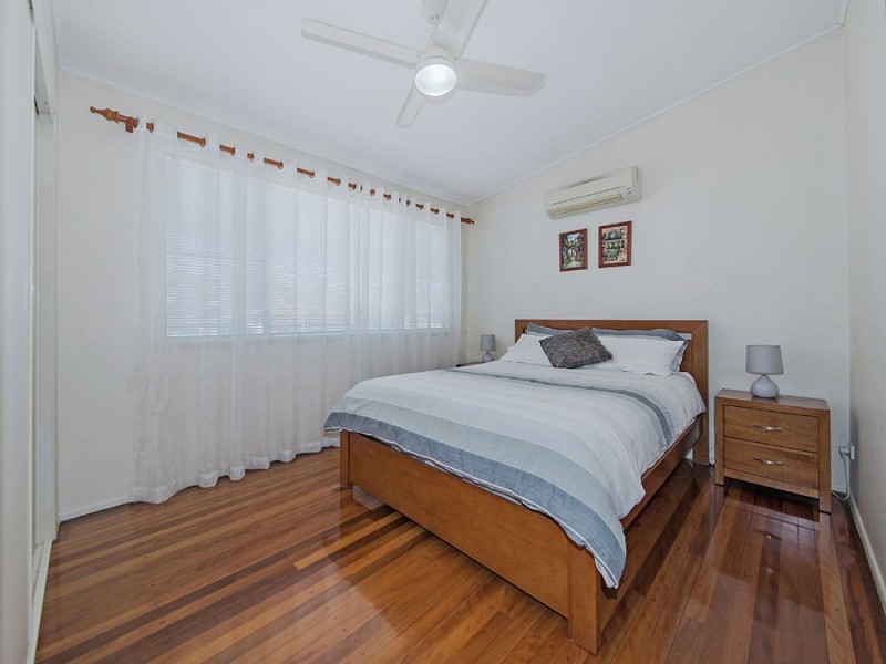 9 Meadowview Street, Tingalpa QLD 4173