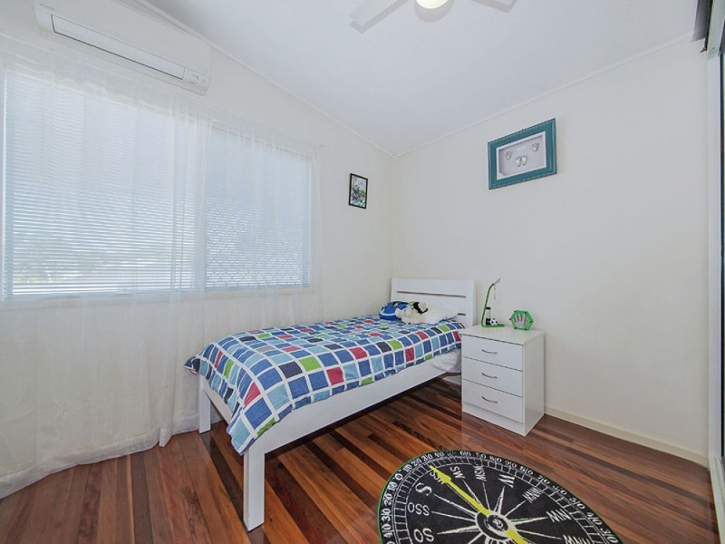 9 Meadowview Street, Tingalpa QLD 4173