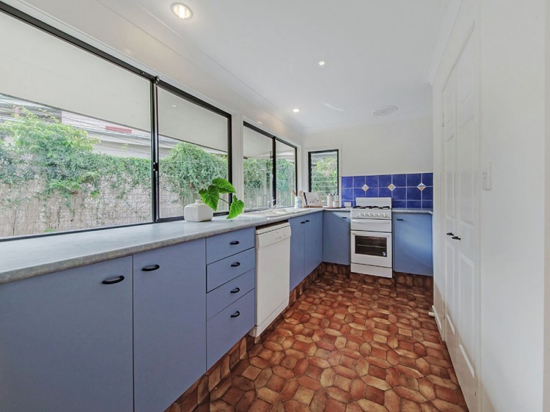 7 Moreton Avenue, Wynnum QLD 4178
