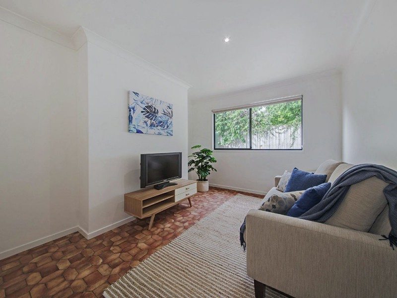 7 Moreton Avenue, Wynnum QLD 4178
