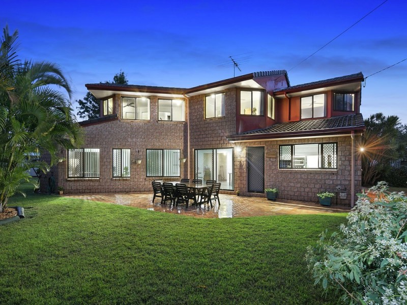 12 Beltana Street, Lota QLD 4179