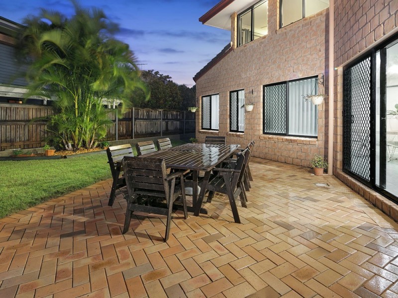 12 Beltana Street, Lota QLD 4179