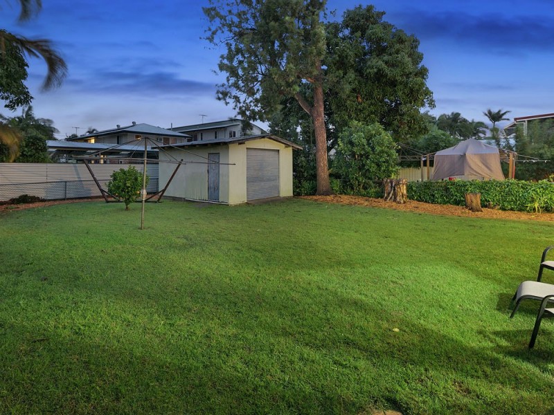 12 Beltana Street, Lota QLD 4179