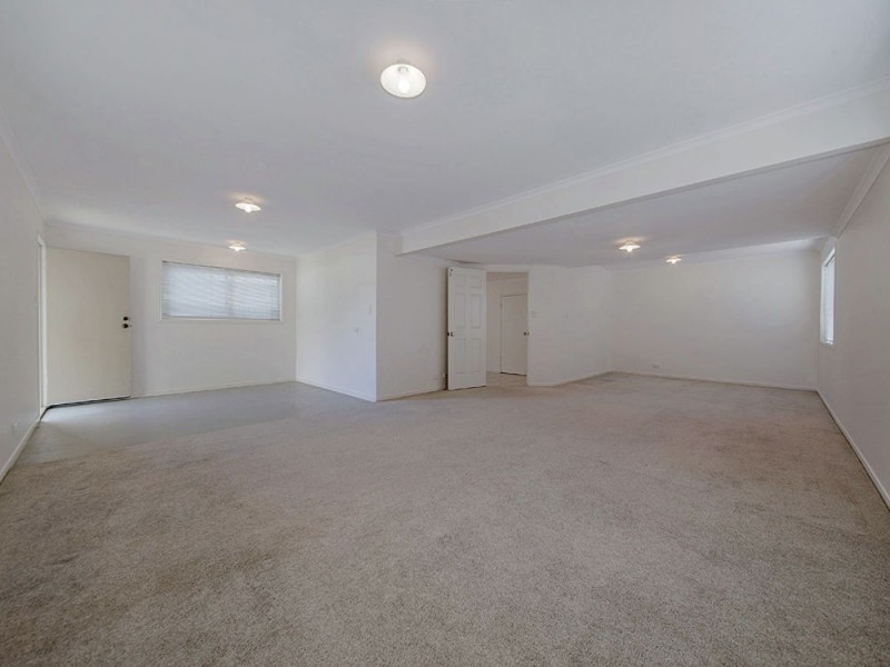 317 Upper Esplanade, Manly QLD 4179