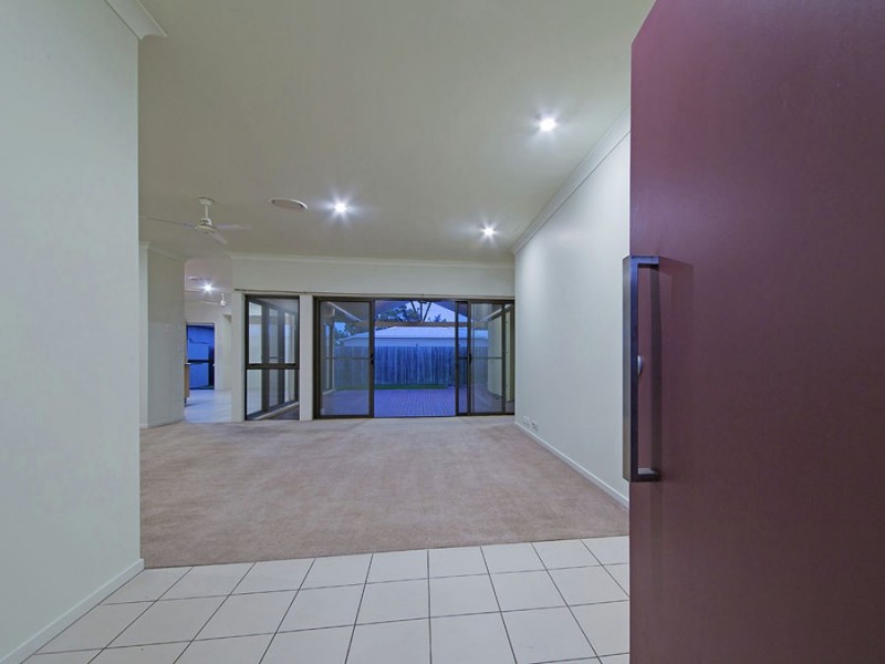 60 Mossvale Drive, Wakerley QLD 4154