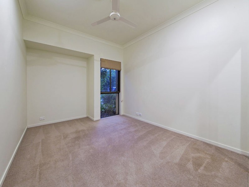 60 Mossvale Drive, Wakerley QLD 4154