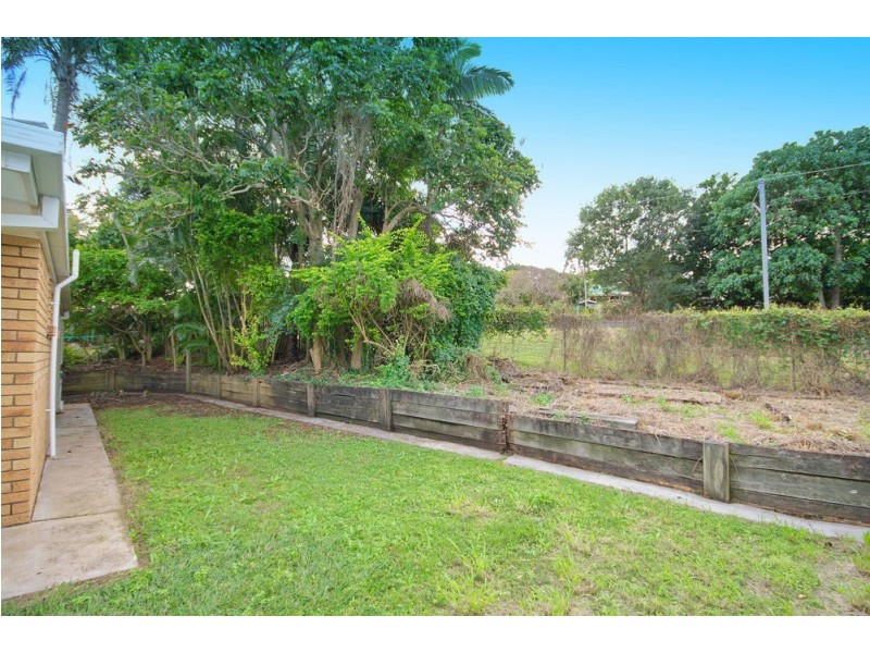 48 Harman St, Manly QLD 4179