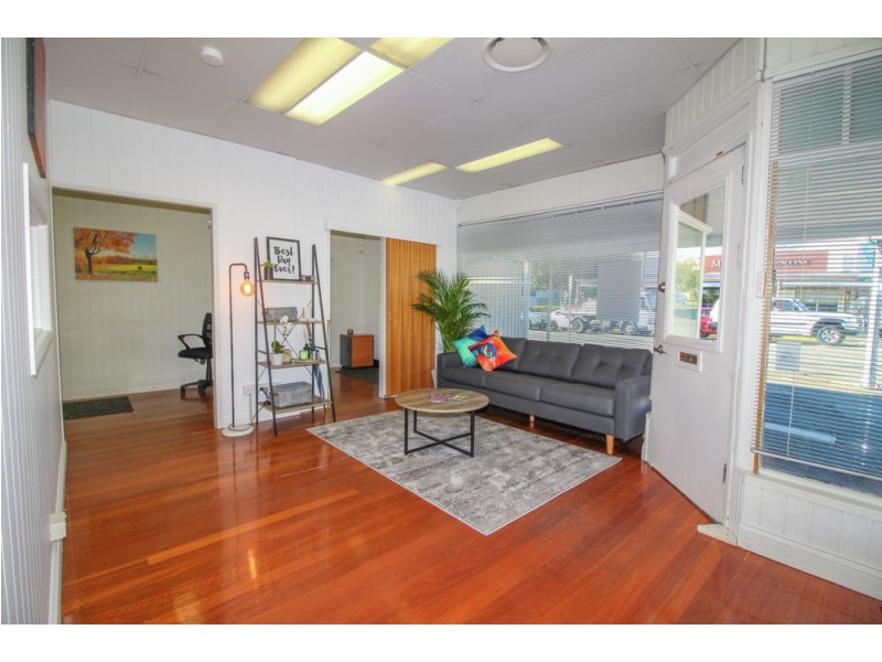 52 Tingal Road, Wynnum QLD 4178