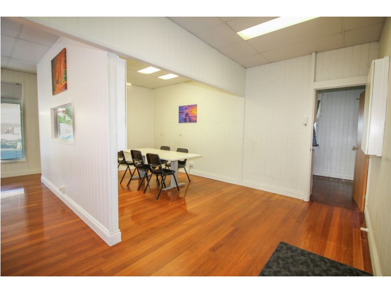 52 Tingal Road, Wynnum QLD 4178