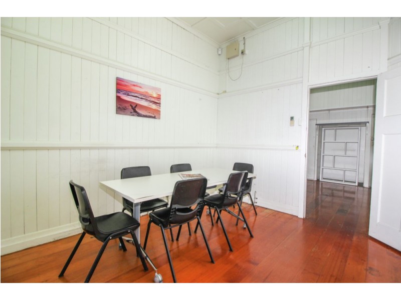 52 Tingal Road, Wynnum QLD 4178