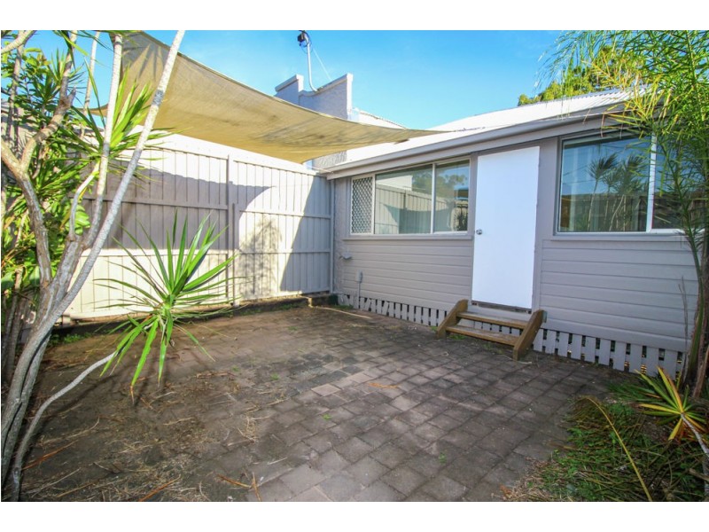 52 Tingal Road, Wynnum QLD 4178