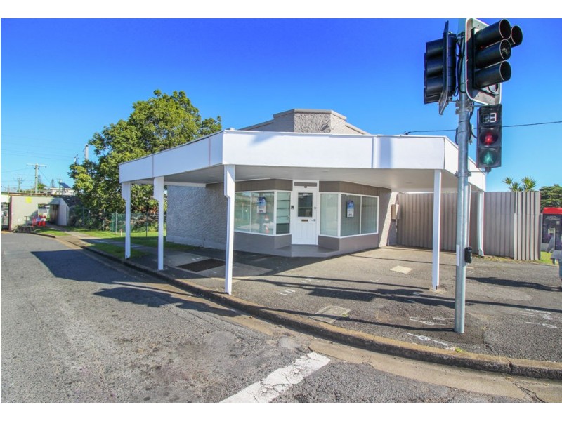 52 Tingal Road, Wynnum QLD 4178