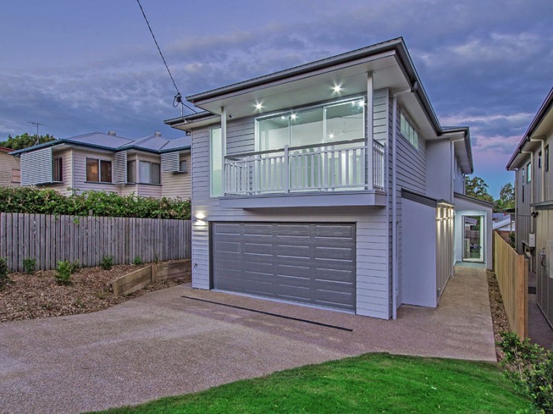 142 Kamarin Street, Manly West QLD 4179