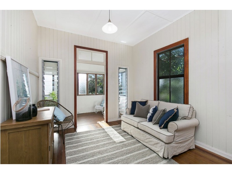 22 Chestnut St, Wynnum QLD 4178