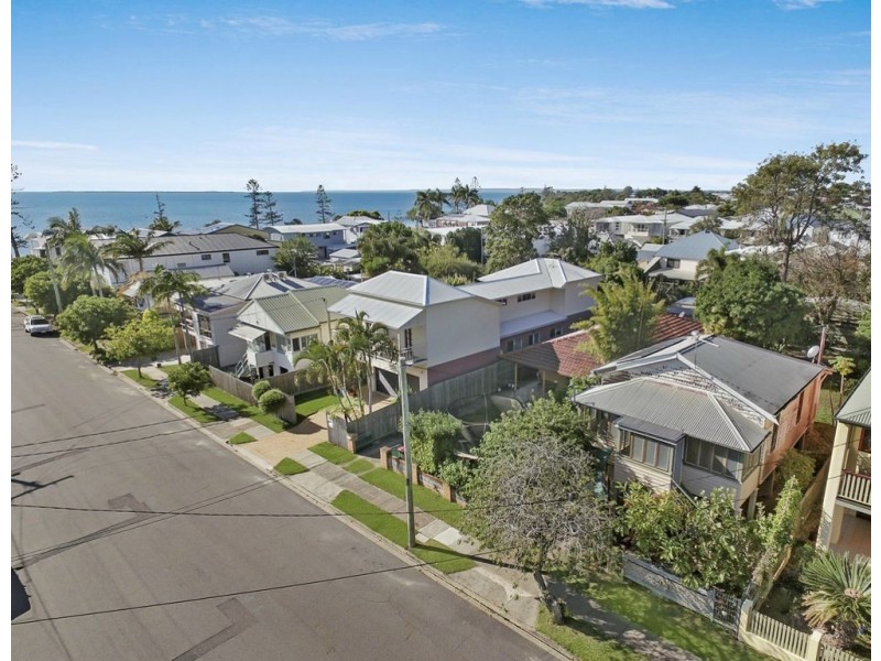 22 Chestnut St, Wynnum QLD 4178