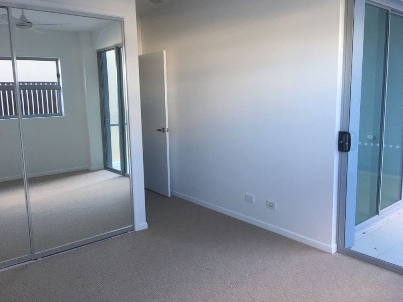 10/70-78 Bay Terrace, Wynnum QLD 4178