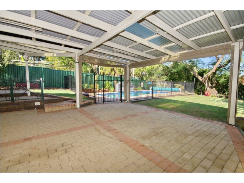 130 Sibley Road, Wynnum West QLD 4178