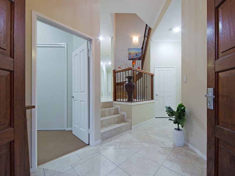 2 Suprano Place, Wakerley QLD 4154