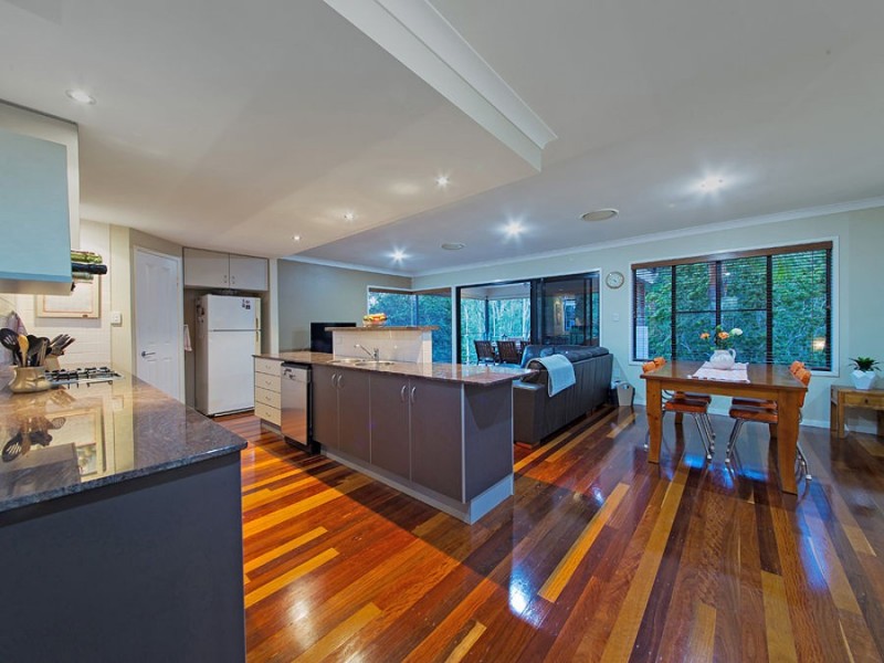 2 Suprano Place, Wakerley QLD 4154