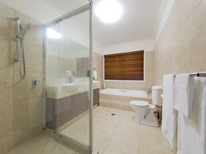 2 Suprano Place, Wakerley QLD 4154