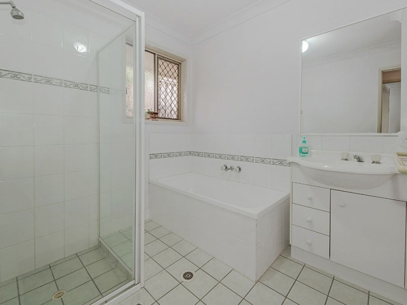 1 Ransom Place, Wakerley QLD 4154