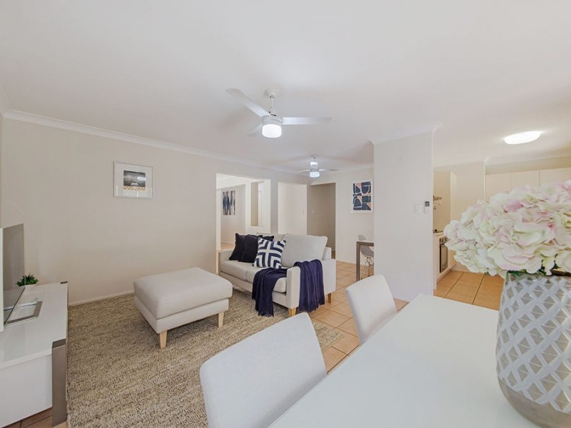 106 Hargreaves Road, Manly West QLD 4179