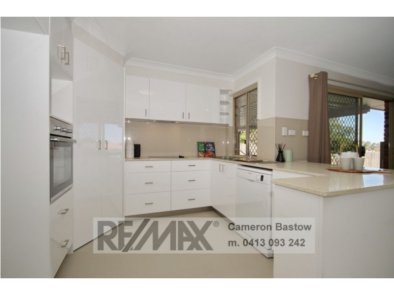 26 Network Drive, Wynnum West QLD 4178